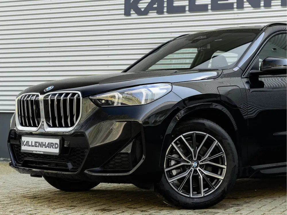 BMW X1 xDrive25e M-Sport uit 2025, foto 8