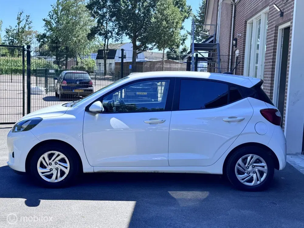 Hyundai i10 1.0 Comfort Smart 5-zits uit 2021, foto 2