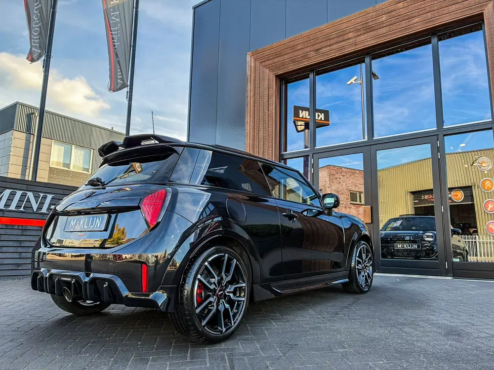 Mini John Cooper Works 2.0 JCW John Cooper Works F1 aut 231pk uit 2025, foto 7
