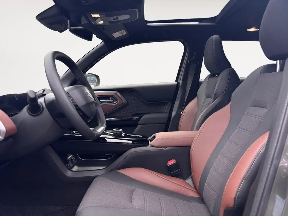 Suzuki Vitara Style Allgrip-e 61 kWh uit 2026, foto 7