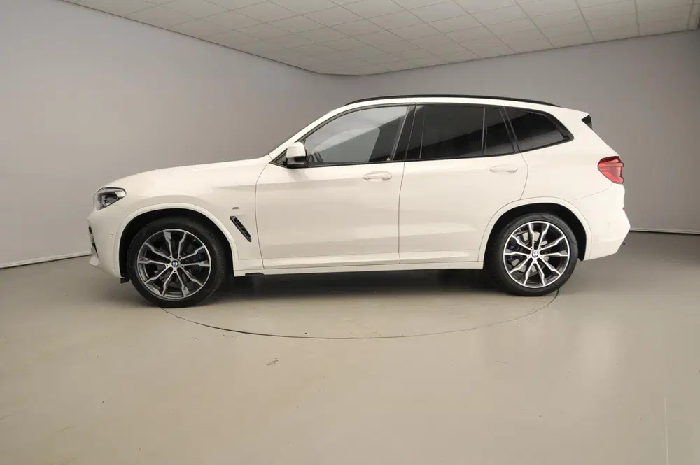 BMW X3 xDrive30i M-Sportpakket uit 2020, foto 2