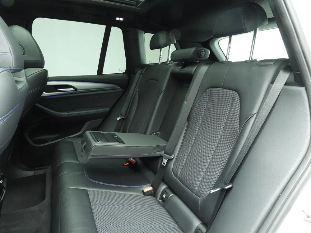 BMW X3 xDrive30i M-Sportpakket uit 2020, foto 8