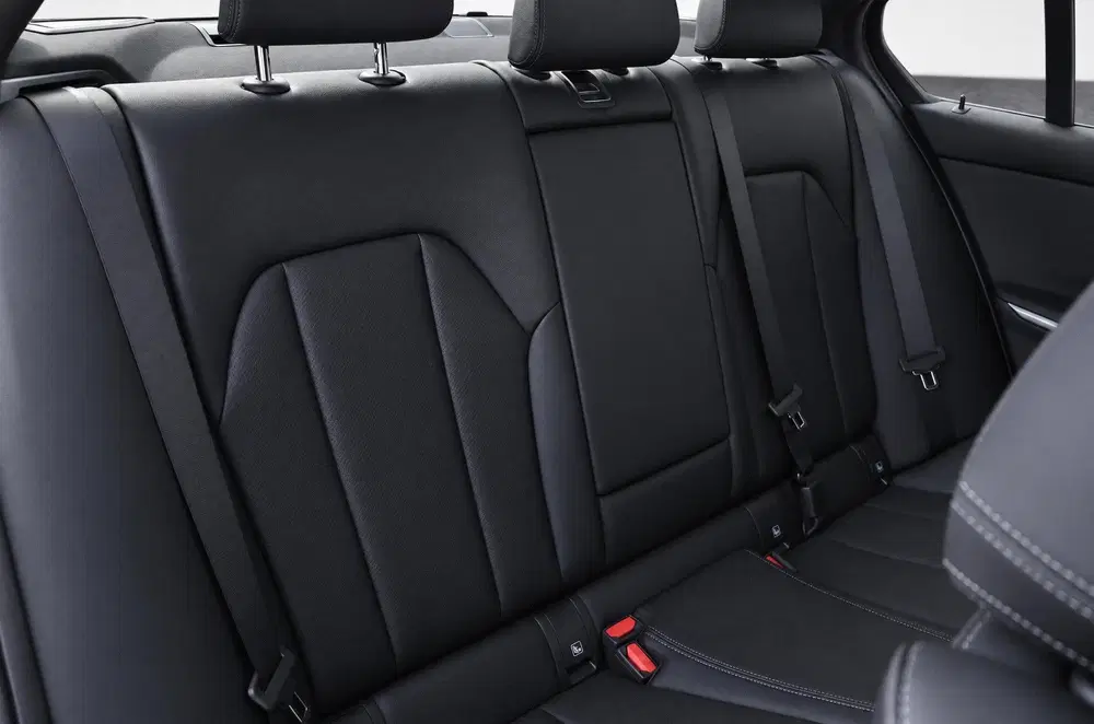 BMW 3-serie 320i M Sport Automaat uit 2026, foto 9