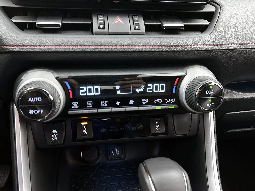 Toyota RAV 4 2.5 Plug-in Hybrid AWD Style uit 2025, foto 14