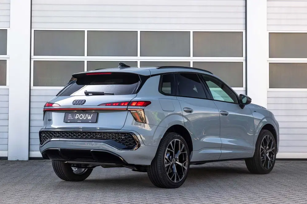 Audi Q3 1.5 e-hybrid 272pk S Edition uit 2026, foto 2