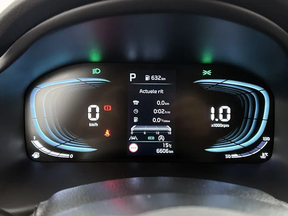 Kia Stonic 1.0 T-GDi MHEV DynamicPlusLine Navigatie uit 2025, foto 6