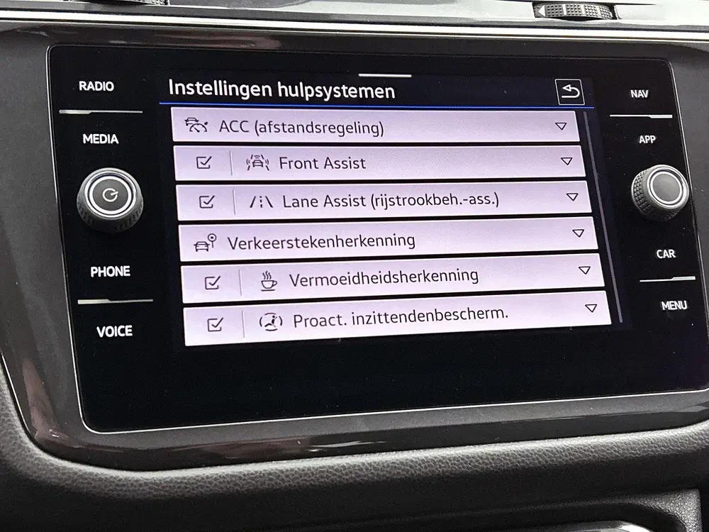 Volkswagen Tiguan Allspace 1.5 TSI Comfortline Business 7p. uit 2021, foto 12