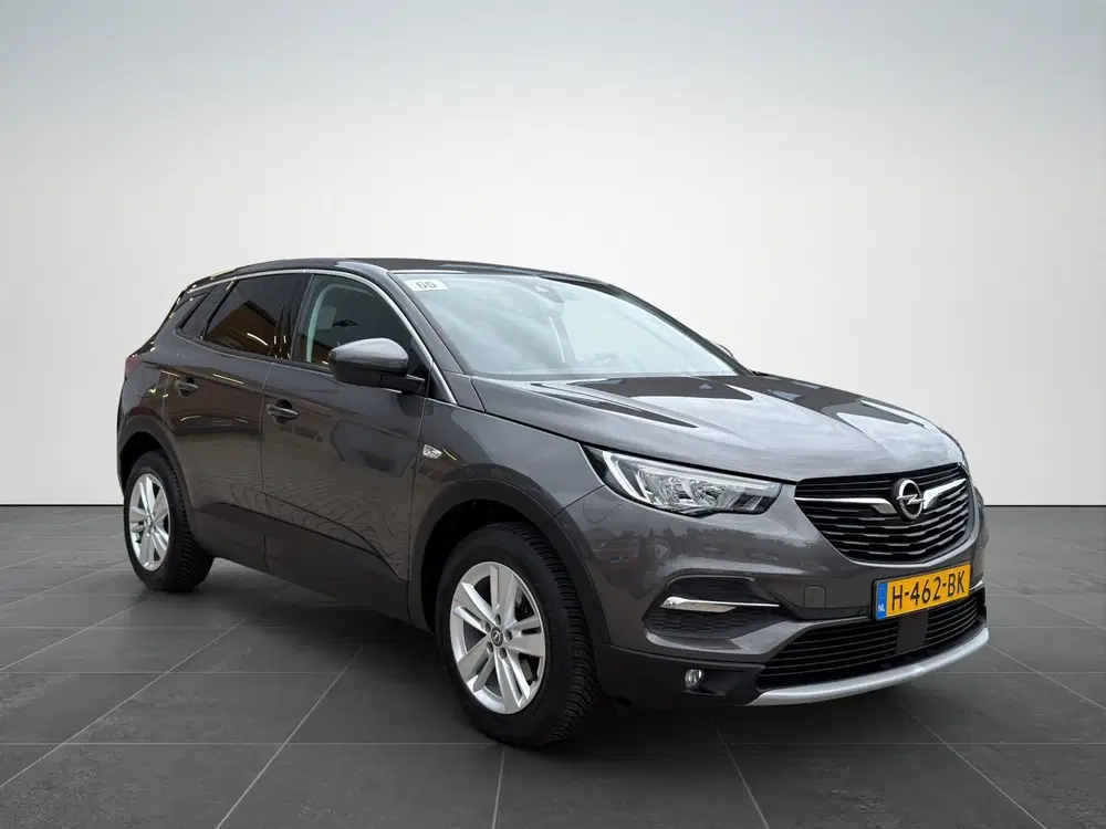 Opel Grandland 1.2 Turbo Innovation Automaat uit 2019, foto 2