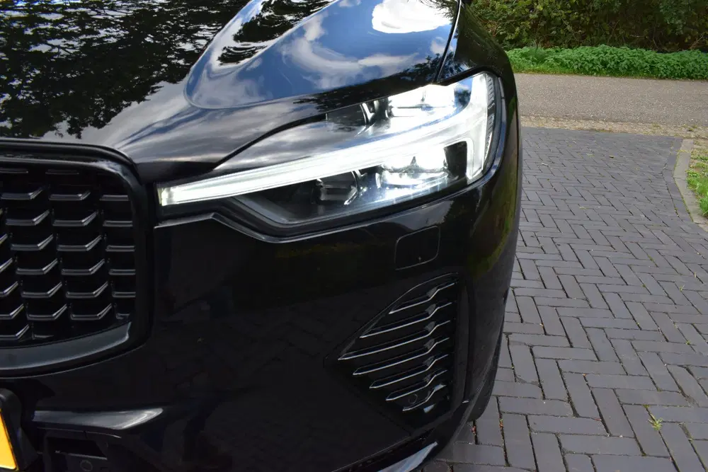 Volvo XC60 2.0 T6 Plug-in hybrid AWD Ultimate Black E uit 2024, foto 7