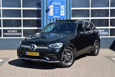 Mercedes-Benz GLC GLC 200 4MATIC Business Solution AMG Panor uit 2020