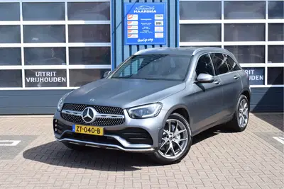 Mercedes-Benz GLC GLC 200d Premium AMG Navi Trekhaak Automaa uit 2019
