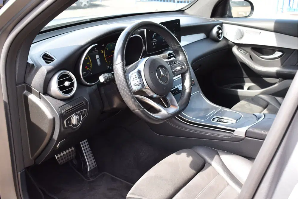 Mercedes-Benz GLC GLC 200d Premium AMG Navi Trekhaak Automaa uit 2019, foto 3