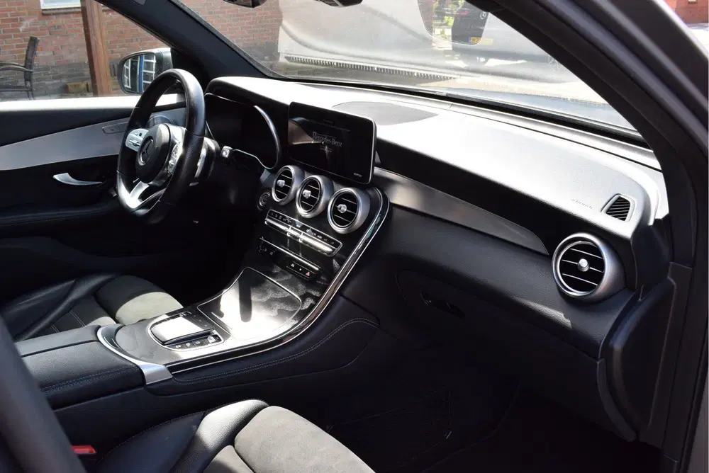 Mercedes-Benz GLC GLC 200d Premium AMG Navi Trekhaak Automaa uit 2019, foto 7