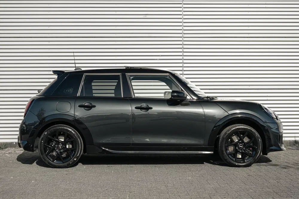 Mini Hatchback Cooper C Automaat uit 2026, foto 10