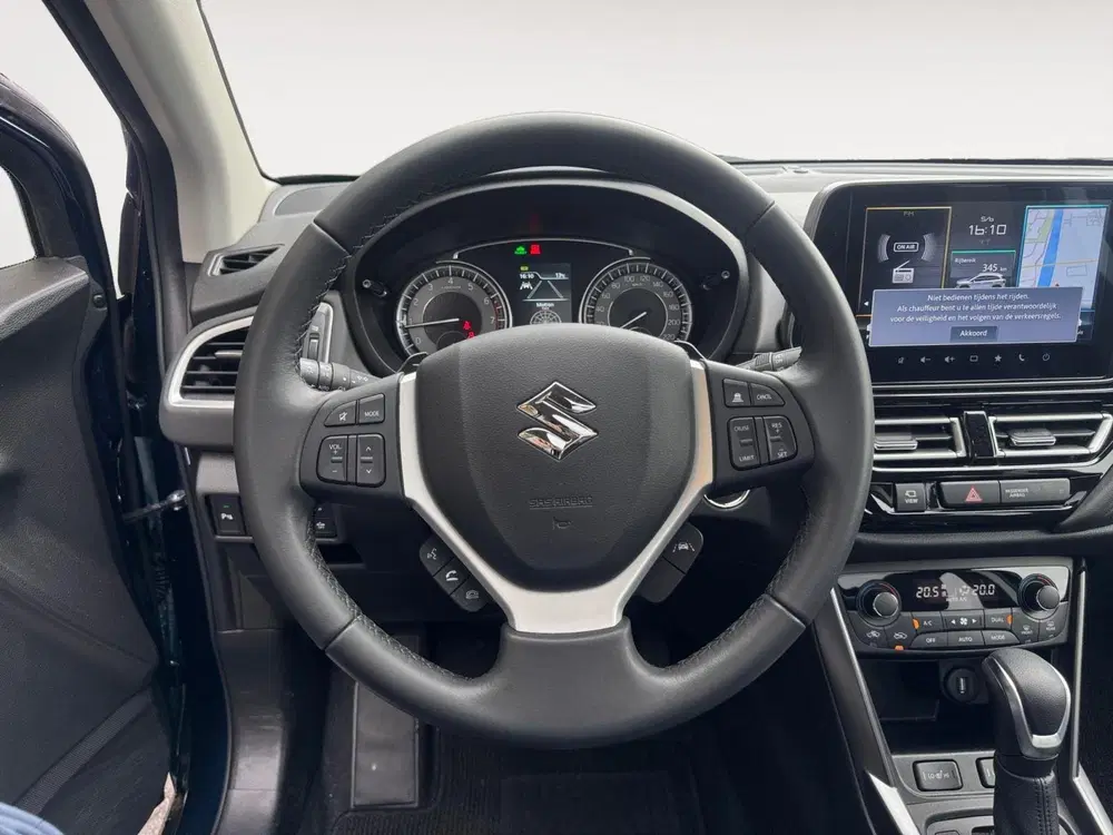 Suzuki S-Cross 1.5 Hybrid Style uit 2024, foto 12