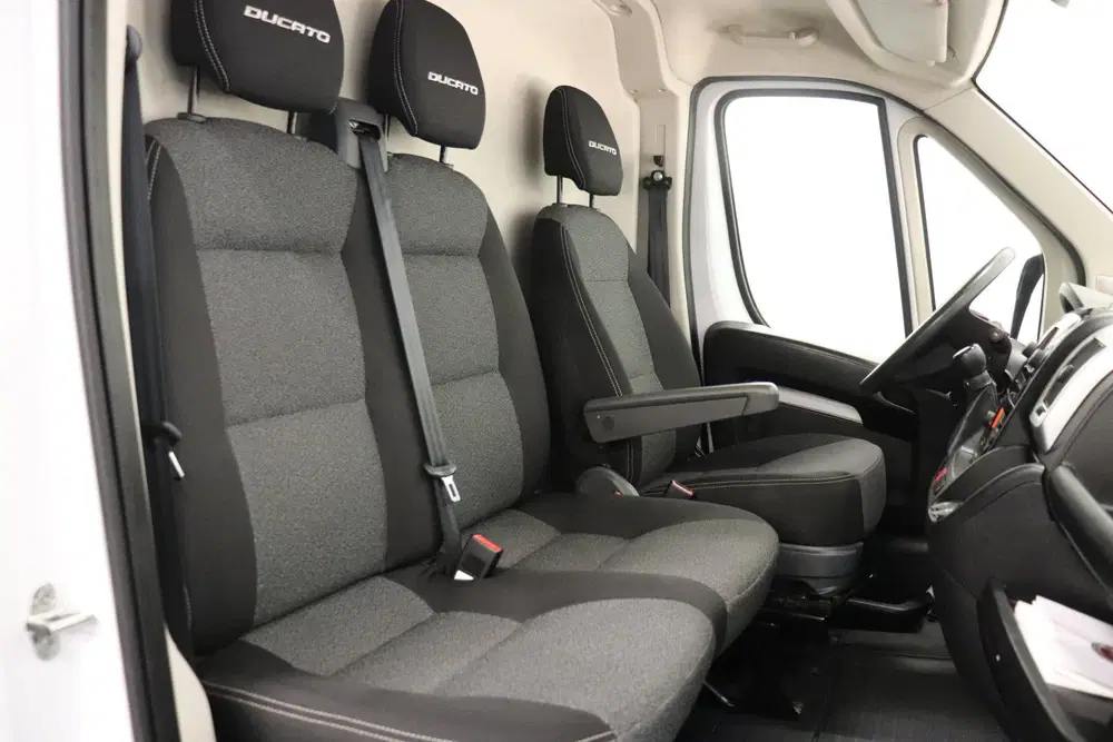 Fiat Ducato 2.3 MJ 140PK Automaat L3H2 EURO 6 uit 2021, foto 3