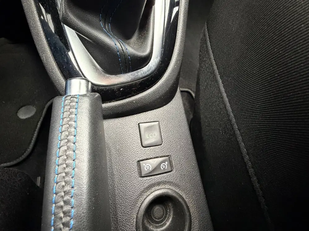Renault Captur 1.3 TCe Version S Automaat uit 2019, foto 15