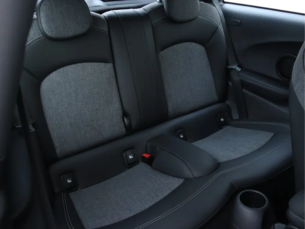 Mini Cooper 1.5 Cooper Classic STOEL uit 2021, foto 7