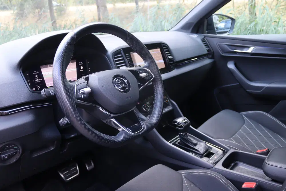 Skoda Karoq 1.5 TSI ACT DSG Sportline Pano uit 2023, foto 10