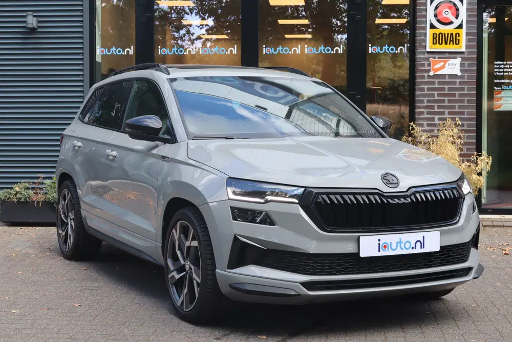 Skoda Karoq 1.5 TSI ACT DSG Sportline Pano uit 2023, foto 5