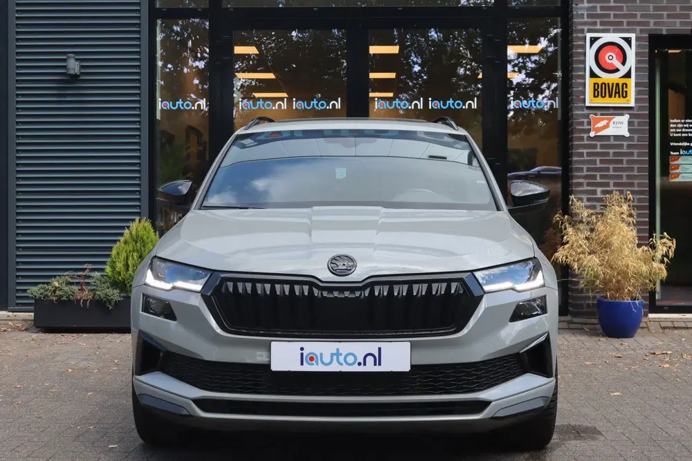 Skoda Karoq 1.5 TSI ACT DSG Sportline Pano uit 2023, foto 7