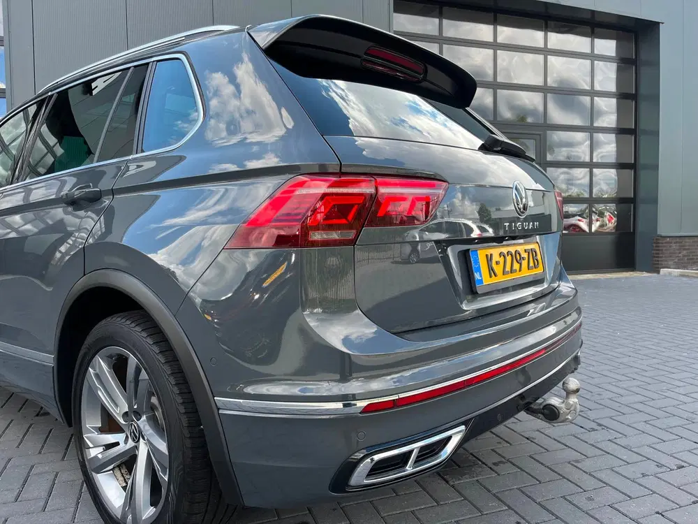 Volkswagen Tiguan 1.5 TSI R-Line Business+ NLAuto uit 2021, foto 11