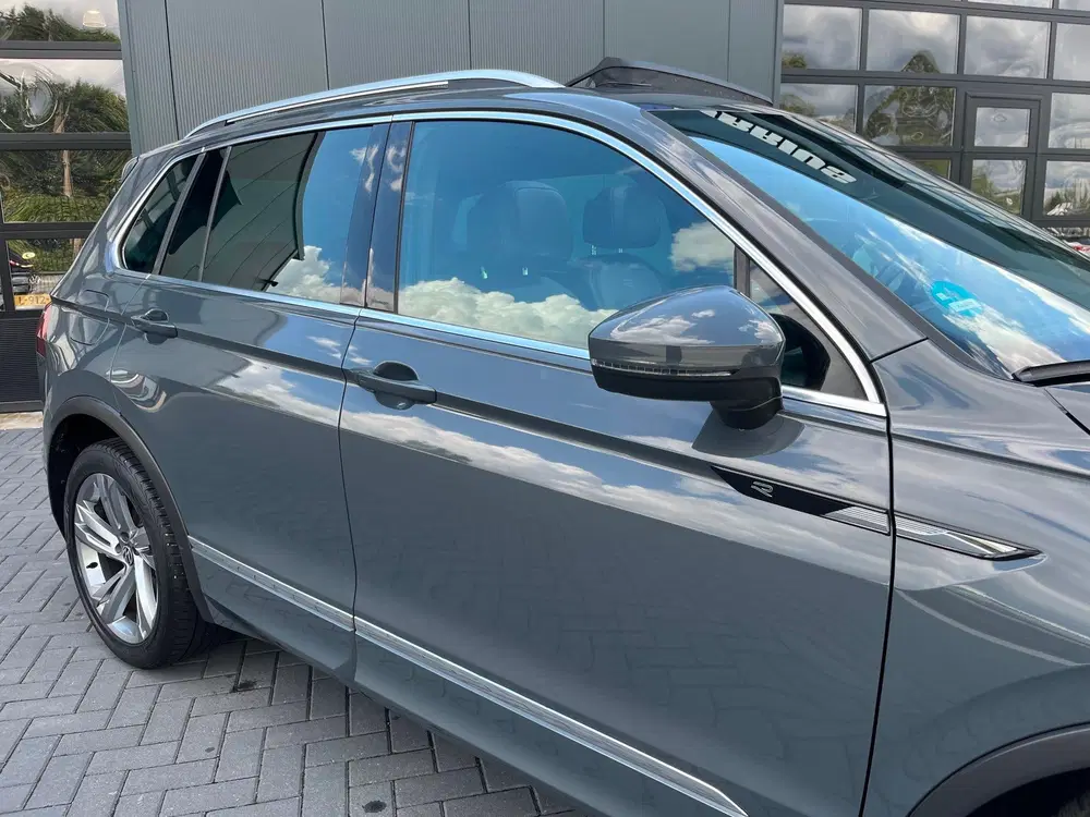 Volkswagen Tiguan 1.5 TSI R-Line Business+ NLAuto uit 2021, foto 6