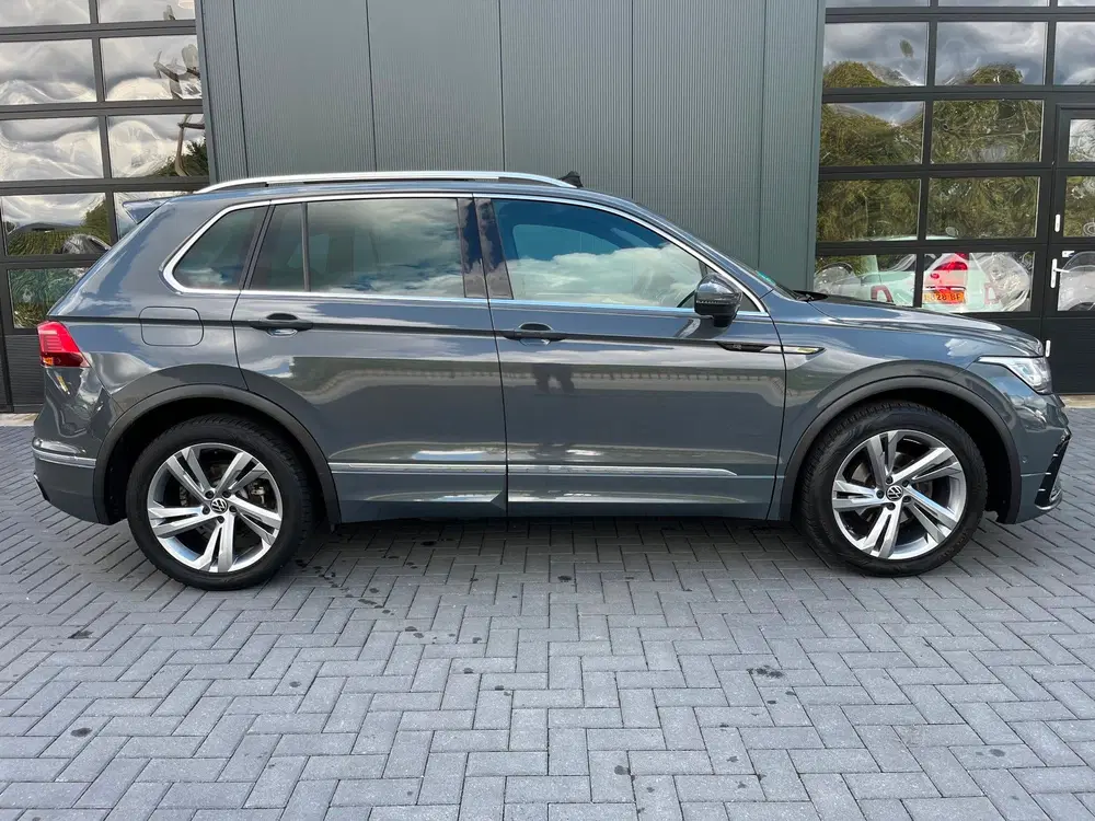Volkswagen Tiguan 1.5 TSI R-Line Business+ NLAuto uit 2021, foto 9