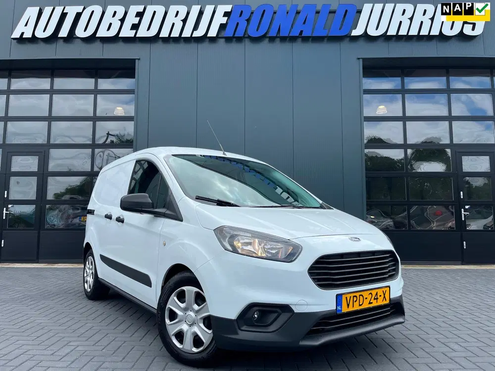 Ford Transit Courier 1.0 Trend EcoBoost S&S Benzine uit 2022