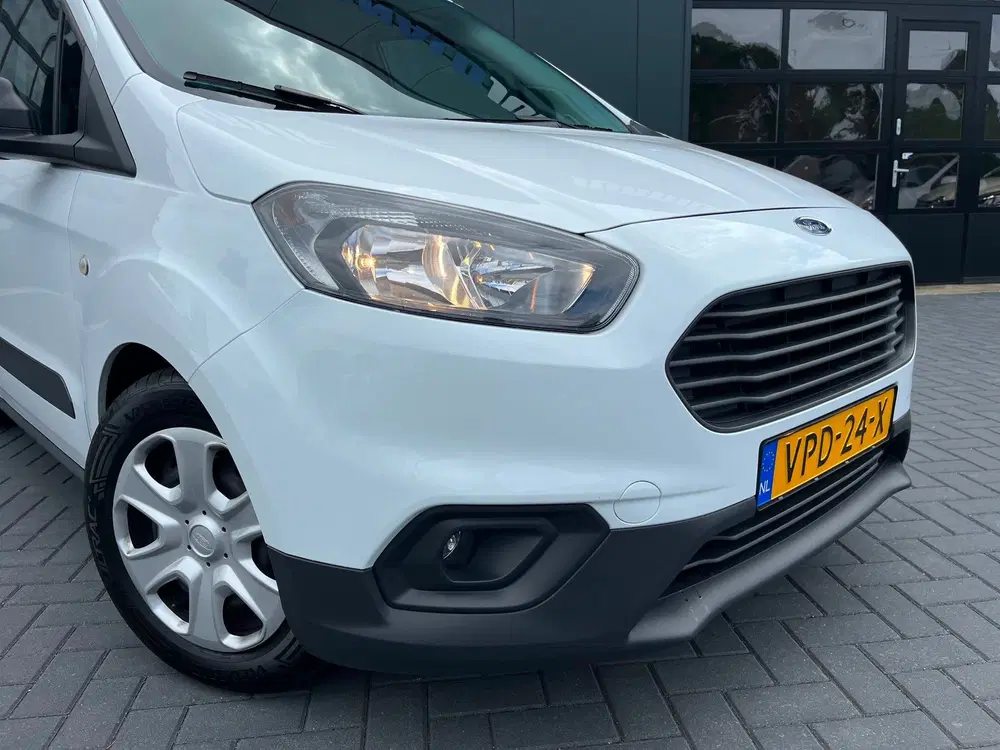 Ford Transit Courier 1.0 Trend EcoBoost S&S Benzine uit 2022, foto 5