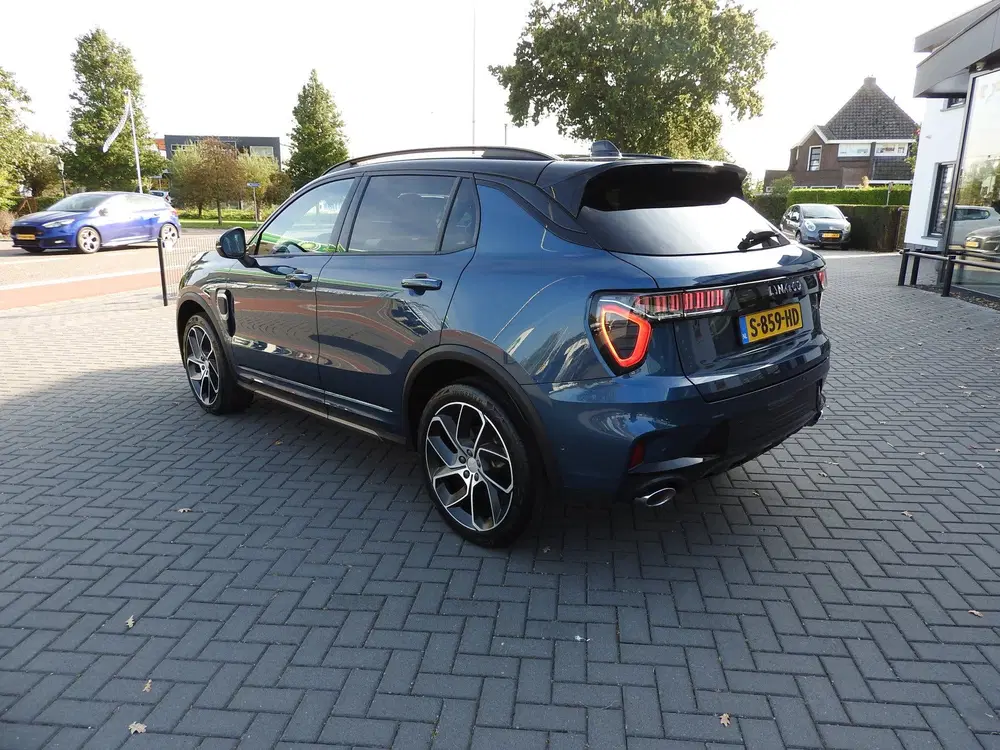 Lynk & Co 01 1.5 PHEV BlackStyle uit 2023, foto 5