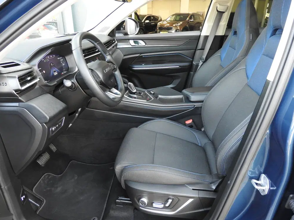 Lynk & Co 01 1.5 PHEV BlackStyle uit 2023, foto 9