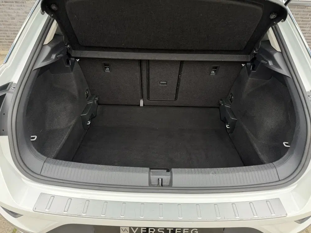 Volkswagen T-Roc 1.5 TSI Sport uit 2019, foto 5