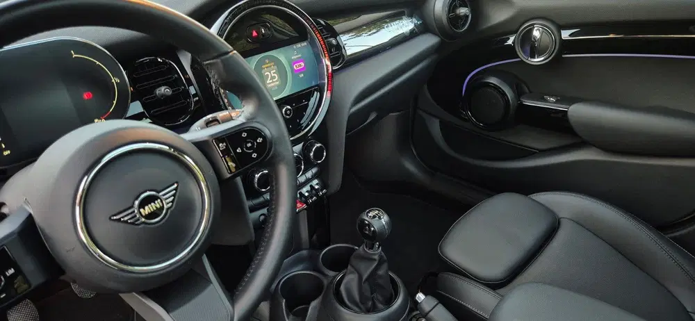Mini One Camden Edition uit 2022, foto 14