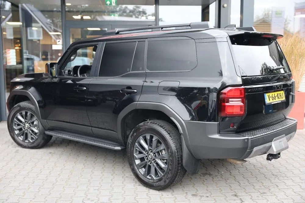 Toyota Land Cruiser 2.8 D-4D 5DRS PROFESSIONAL A uit 2024, foto 4
