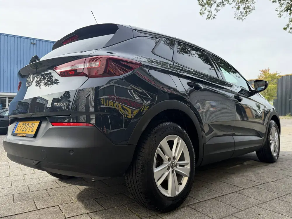 Opel Grandland 1.2 Turbo 120 Jaar Edition uit 2019, foto 10
