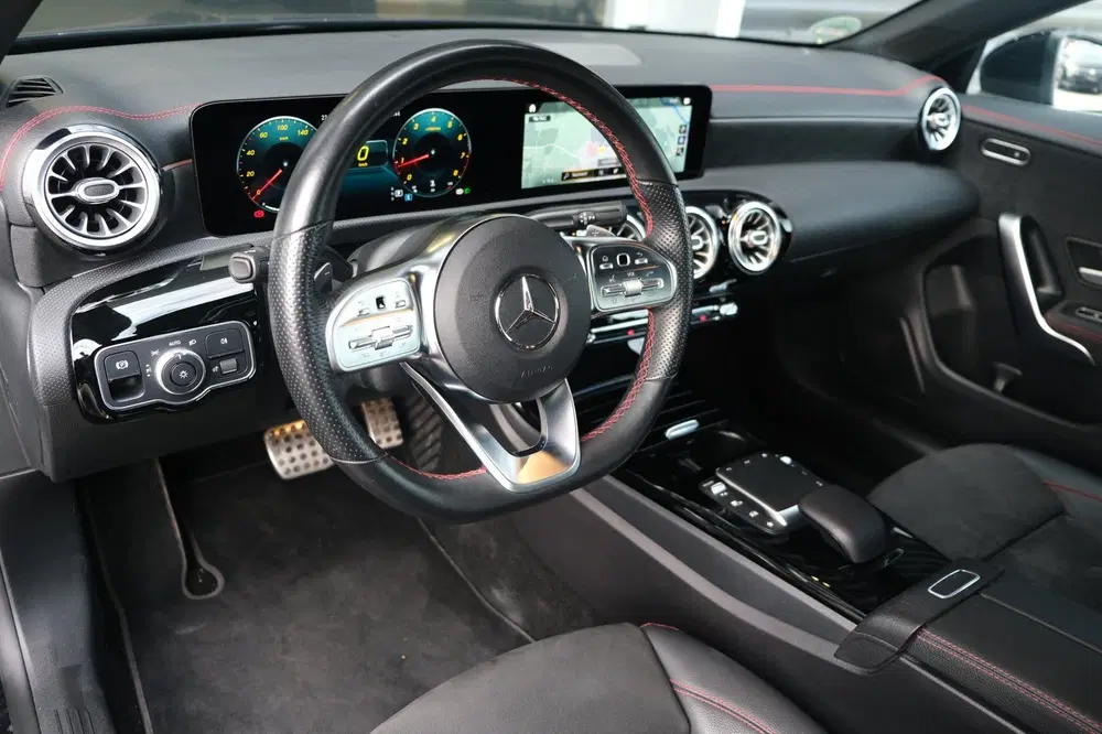 Mercedes-Benz CLA 200 AMG DCT Navi Tre uit 2020, foto 3
