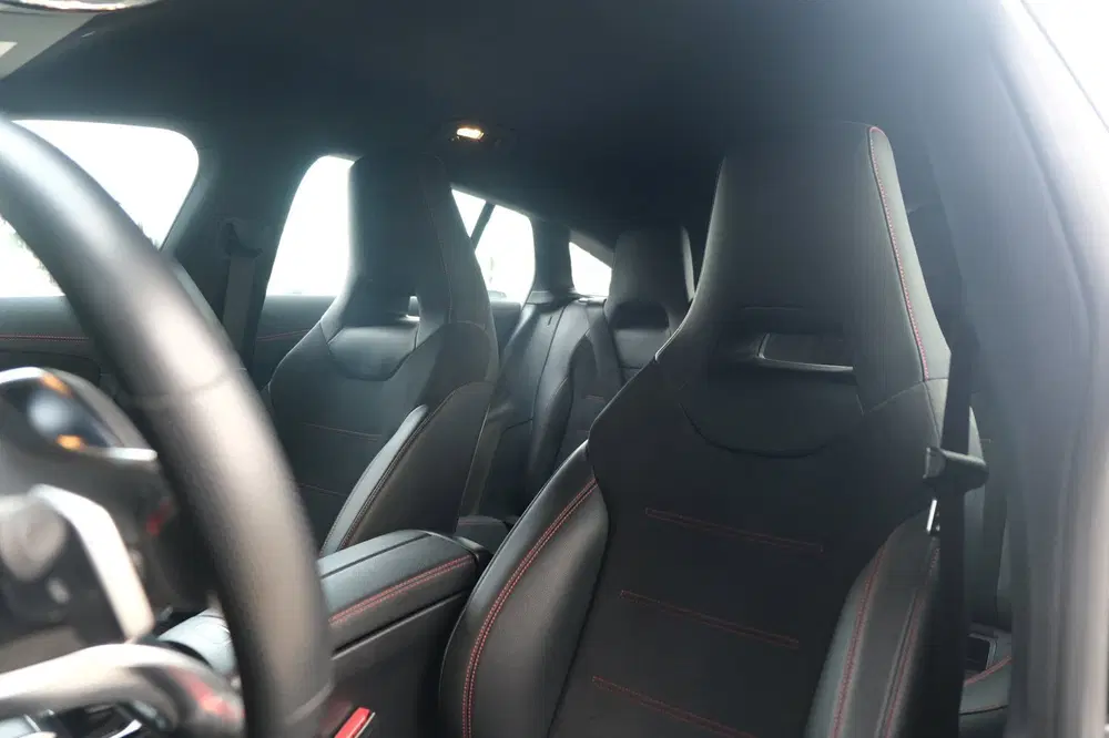Mercedes-Benz CLA 200 AMG DCT Navi Tre uit 2020, foto 4