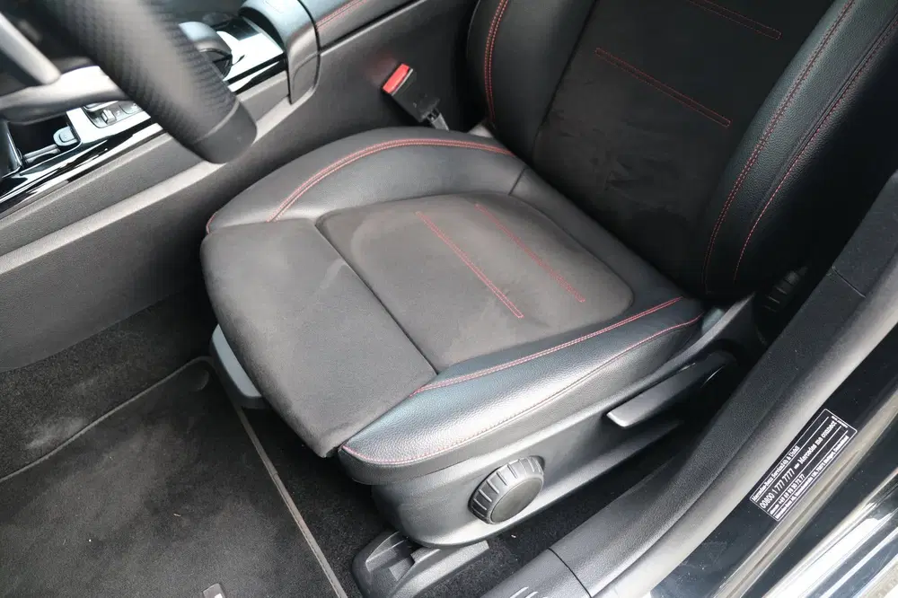 Mercedes-Benz CLA 200 AMG DCT Navi Tre uit 2020, foto 5