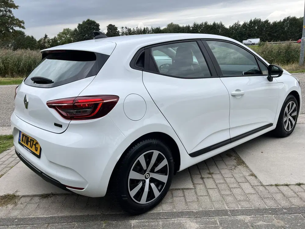 Renault Clio 1.6 E-Tech Hybrid 145PK Equilibre uit 2023, foto 2