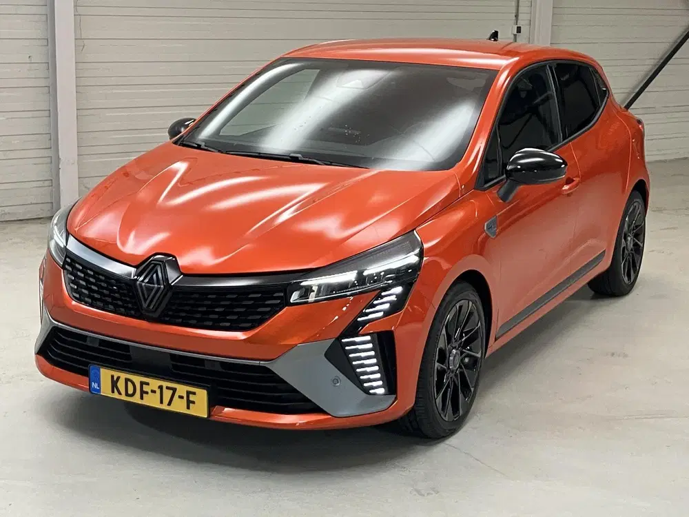 Renault Clio 1.0 TCe 90 GPF esprit Alpine Handgeschakel uit 2024, foto 2