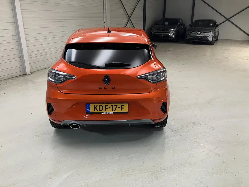Renault Clio 1.0 TCe 90 GPF esprit Alpine Handgeschakel uit 2024, foto 6