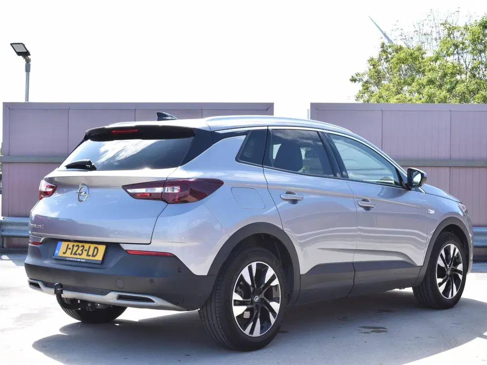 Opel Grandland 1.2 Turbo Innovation uit 2020, foto 3