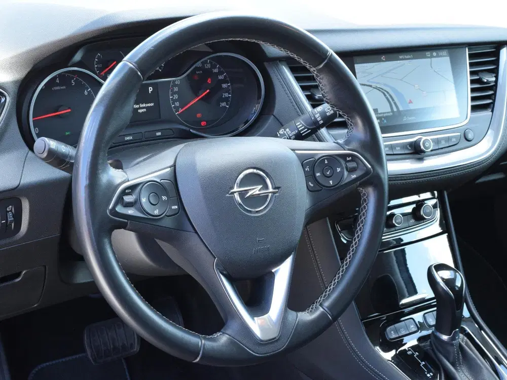 Opel Grandland 1.2 Turbo Innovation uit 2020, foto 6