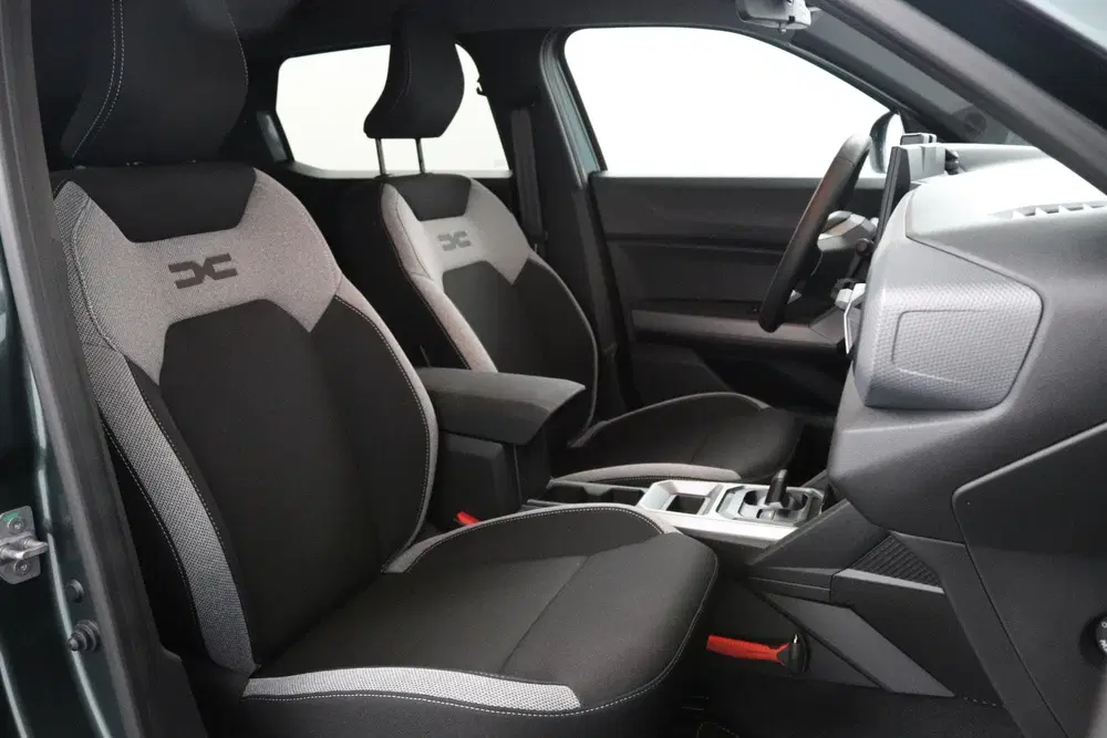 Dacia Duster 1.8 hybrid 155 Limited Edition uit 2026, foto 12