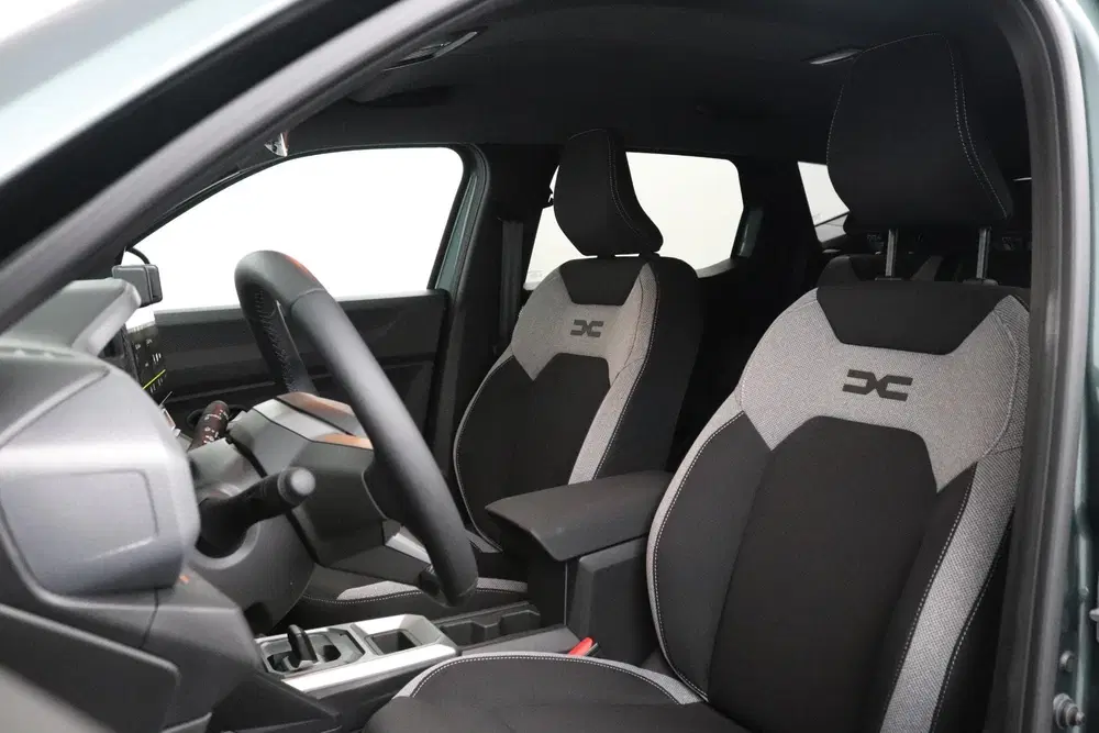 Dacia Duster 1.8 hybrid 155 Limited Edition uit 2026, foto 7