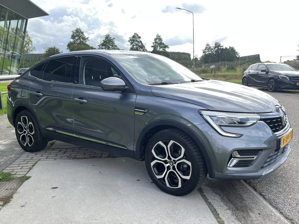 Renault Arkana 1.6 E-Tech Hybrid 145PK Intens uit 2022, foto 11