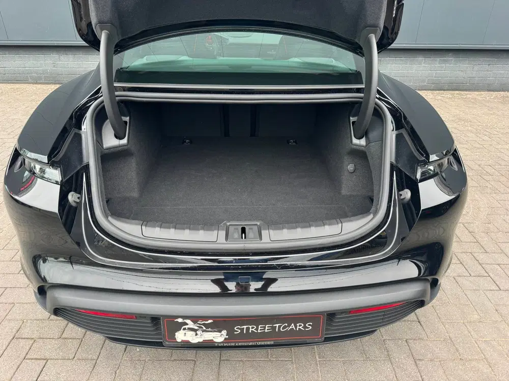 Porsche Taycan 79 kWh uit 2024, foto 6