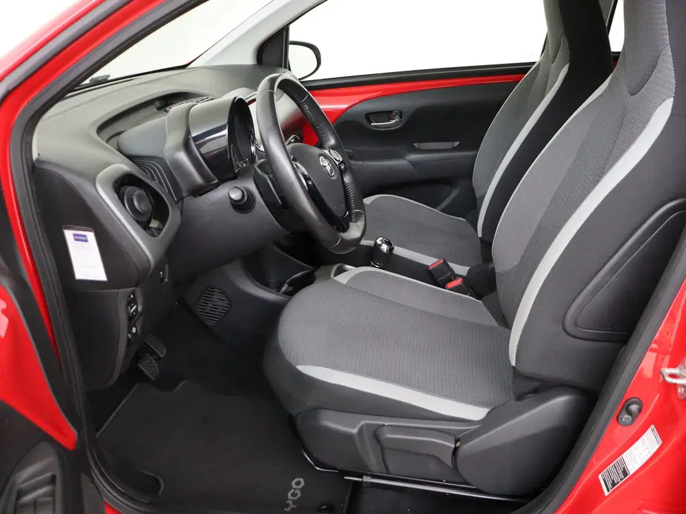 Toyota Aygo 1.0 VVT-i x-play uit 2021, foto 14