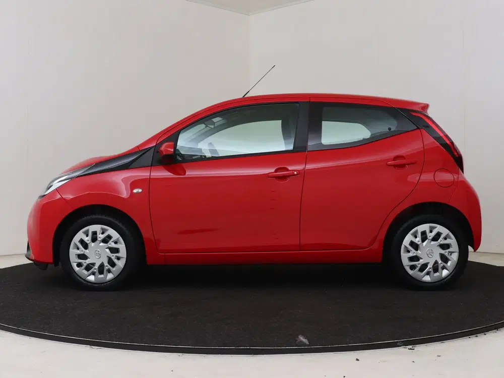 Toyota Aygo 1.0 VVT-i x-play uit 2021, foto 3